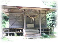 神秘的な神社
